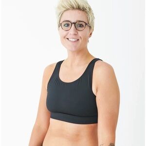 Humankind HK Swim compression top binder size medium black $64.99 NWT